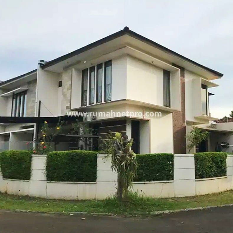 Dijual Rumah Kencana Loka BSD City Tangerang Selatan